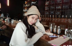 【迈博娱乐】「隱乳系正妹」內藏一對可愛圓乳，飽滿渾圓+逆天長腿讓人又驚又喜！