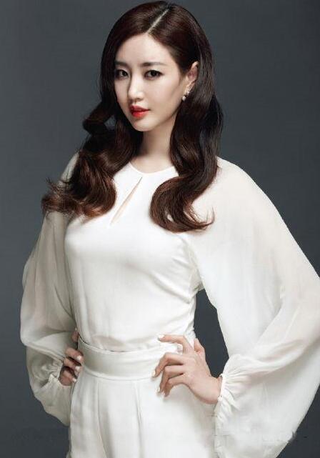 金莎朗 韩国小姐冠军美照（多图）分享及个人资料