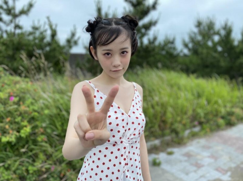 小女孩长大了！ AKB48舞蹈甜心横山结衣新写真辣炸 配幼齿长相整个超美！