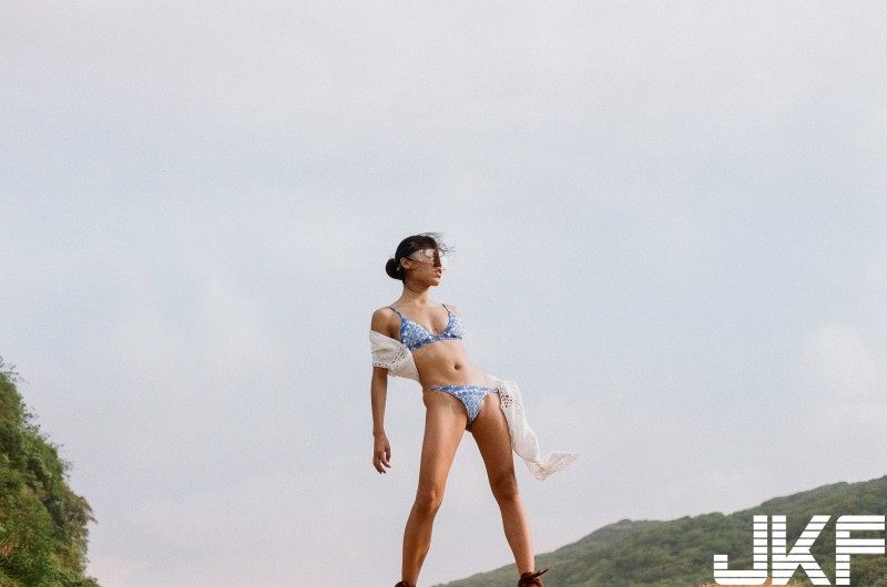 「比基尼少女」的綠野仙蹤！攝影師Loca溫暖菲林與陽光女孩的峽谷探險！