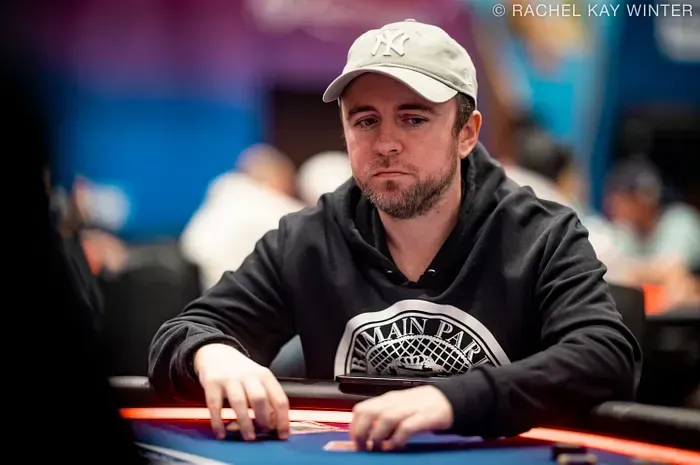 【EV扑克】超时被判“死牌”后还能继续Call？WSOP离谱判罚引爆扑克圈
